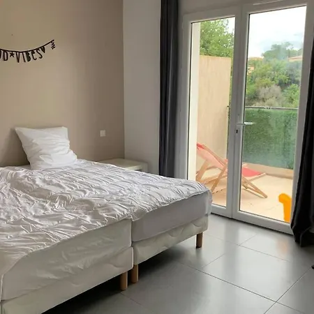Jolie Mitoyenne Avec Piscine Privee Proche Plage Casa de Férias